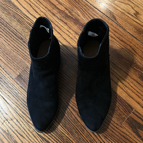 Universal Thread faux suede booties - Picture 6 of 6